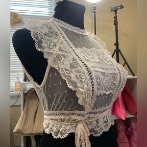 Keyhole Lace Overlay Top (M)